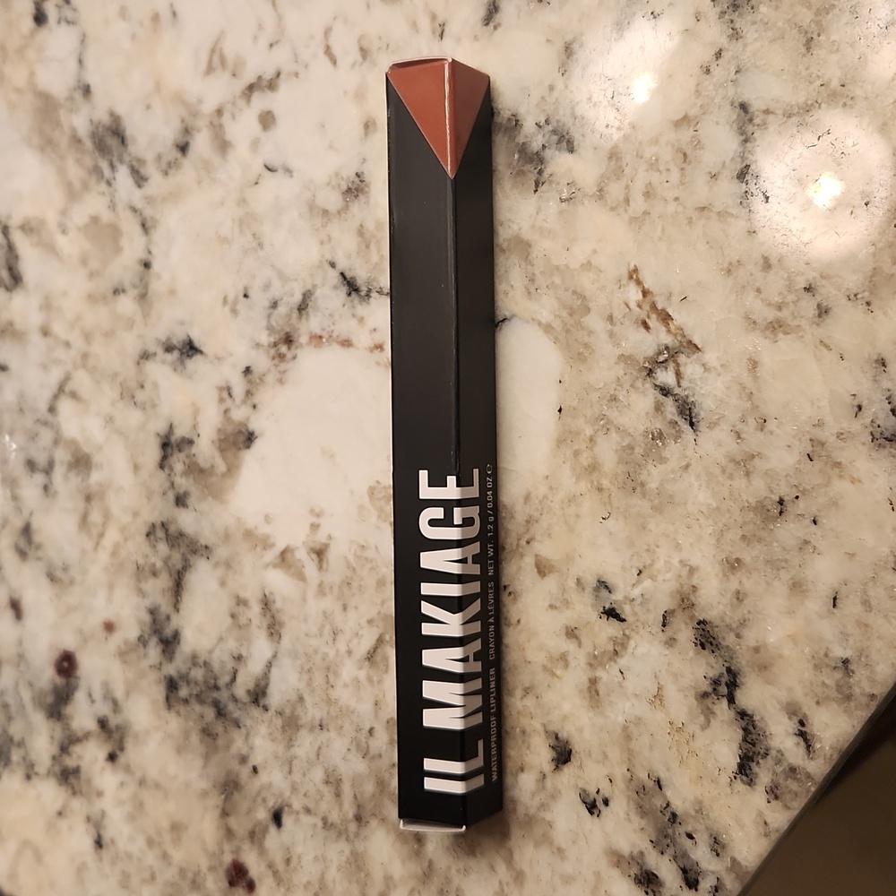 Ilmakiage lip liner
